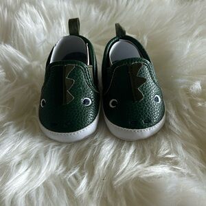 New Baby Dinosaur shoes size 3-6 months